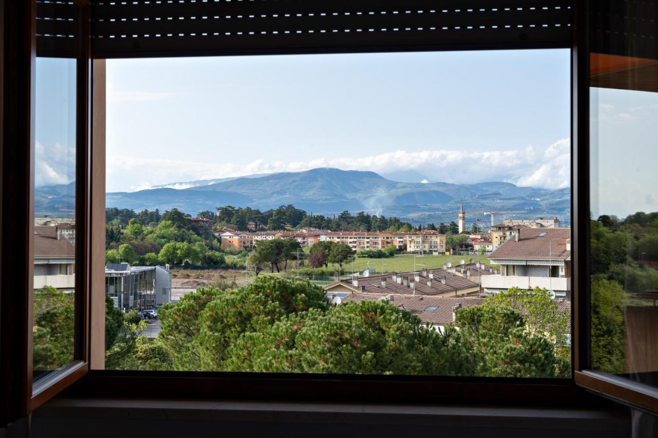 Pitagora Apartment Verona Buitenkant foto